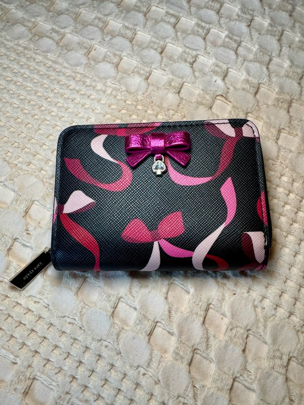 Kate Spade Wrapping Party Small Zip Around Card Wallet